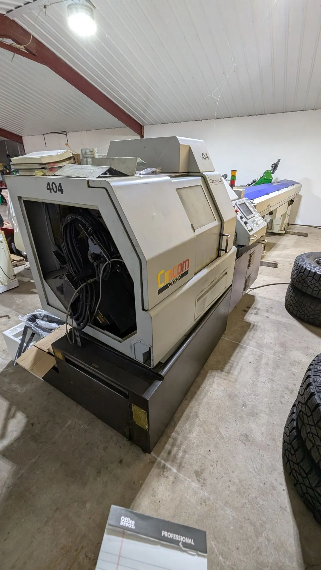 USED 1999 CITIZEN L25