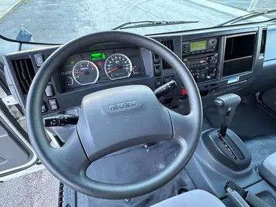 Used 2019 ISUZU NQR Reefer Trucks Florida US | Truck and Van Outlet #1509201