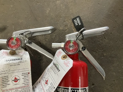 Used _UNKNOWN_ _UNKNOWN_ Fire Extinguishers Michigan US | Miedema Asset Management Group #1487856