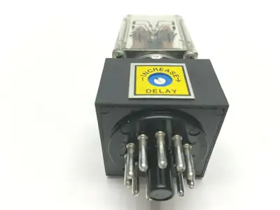 TR5-201 | Itech  11 Pin Relay - Used