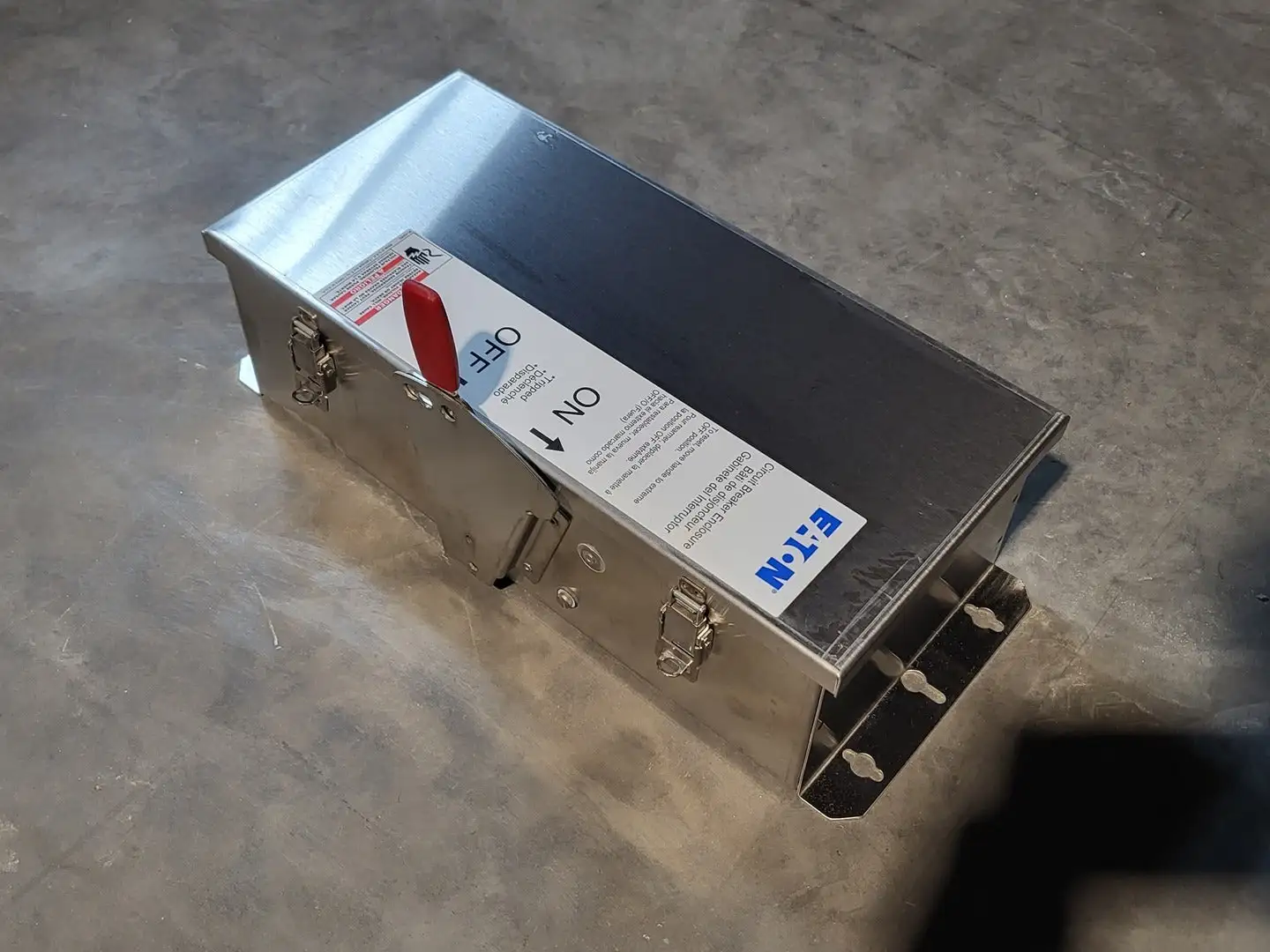 New | in-Stock EATON HFD3100S Switchgears British Columbia CA | Lenmark #240222