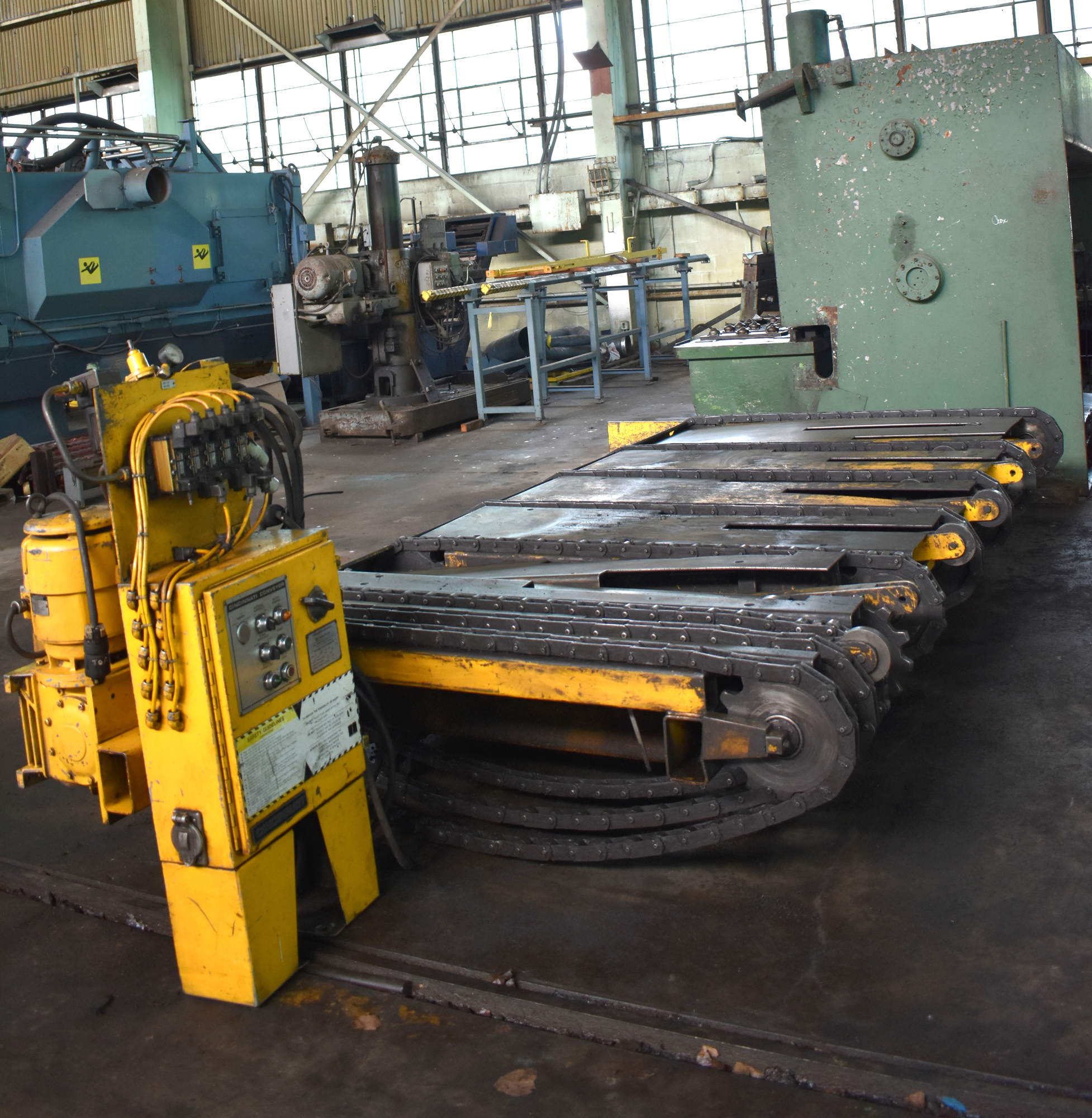 12' X 1/4” CINCINNATI-INC REAR MOUNTED SHEET STACKER FROM CINCINNATI 2500HSX12 SHEAR