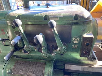 Axelson 16 x 30 Manual Lathe