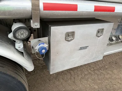 Used 2018 BEALL FUEL TANKER Tanker Trailers Minnesota US | Carco Truck & Equipment #1514120