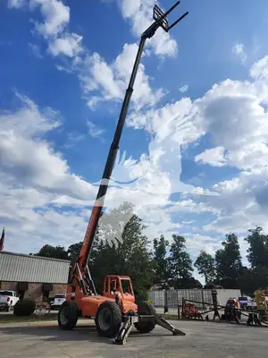 USED 2018 SKY TRAK 10054