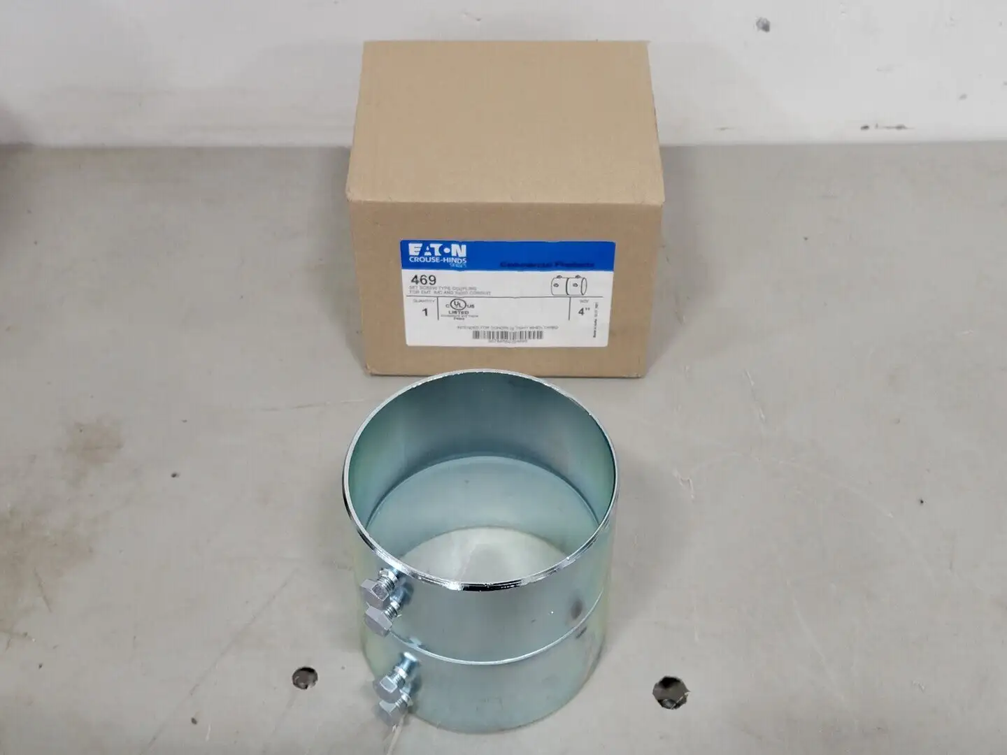 NEW EATON CUTLER-HAMMER 469