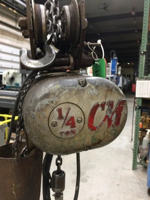 Lodestar 1/4 Ton Hoist
