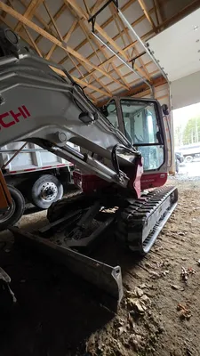 TAKEUCHI TB260 Excavator | Iron Listing (21)