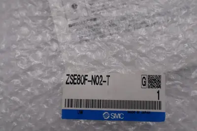 SMC ZSE80F-N02-T Electronic Pressure Switch Regulator NEW OPEN BOX STOCK L-513-C