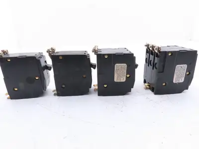 Square D QOB340 Bolt On Circuit Breaker 2 & 3 Pole 20A 240V Mixed Lot of 4