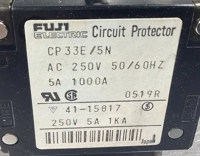 Fuji Electric Circuit Breaker CP33E/5N 5A 250V 3 Pole 4C-28
