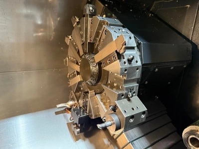 2011 DOOSAN LYNX 220 CNC Lathes | SNL Machine Trader LLC (4)