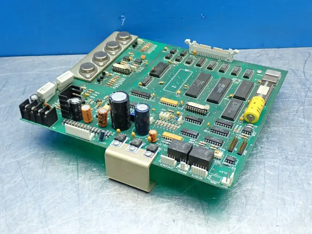 USED HAAS AUTOMATION 323051E