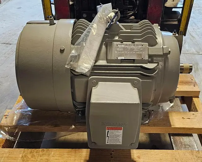 Used SIEMENS 1LE24212DA112AA3 Motors (misc) Wisconsin US | Lemke Machinery Sales #310588