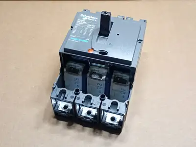 New | in-Stock SCHNEIDER LV430405 Switchgears British Columbia CA | Lenmark #1438271