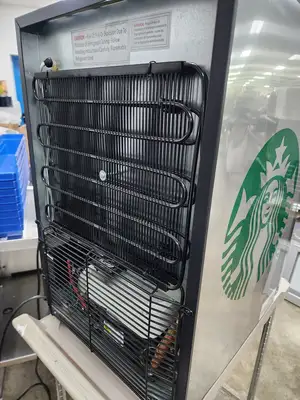 Used IDW Used IDW Beverage Cooler GS-2.5-N13EB Reach-In Refrigerator 120V Display Refrigerators Illinois US | Falcon Restaurant Supply #1375667