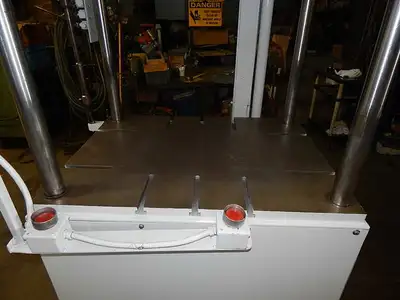25 TON KEYSTONE 4 POST UP-ACTING HYDRAULIC TRIM PRESS