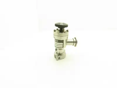 MDC KAV-100 Manual Pneumatic Angle Valve Vacuum Isolation 1" Connection
