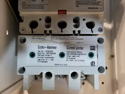 Used EATON HFD3015 Switchgears British Columbia CA | Lenmark #240110