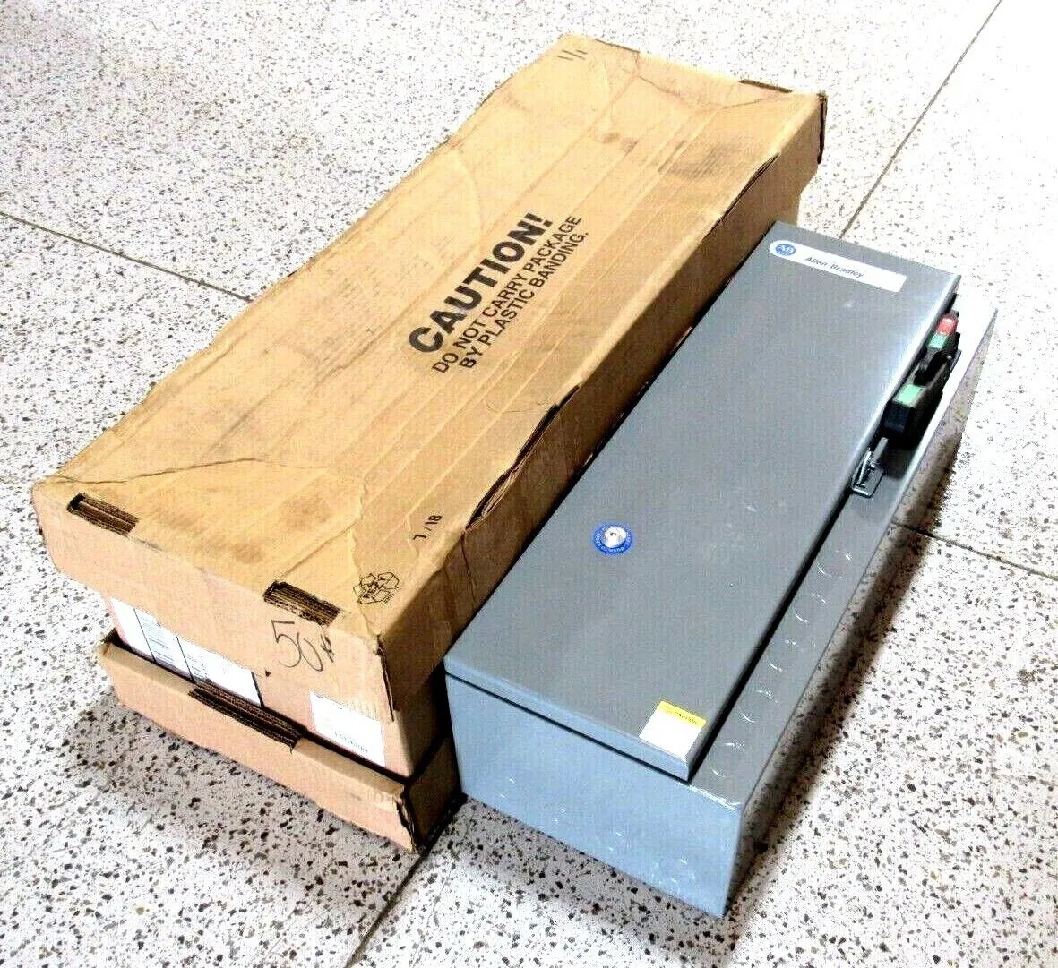 NEW ALLEN BRADLEY 512-CAB-6P-25R COMBINATION STARTER SER.3 SIZE 2 512CAB6P25R