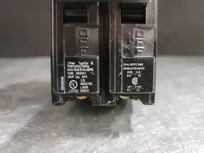 Used SIEMENS B215 Switchgears British Columbia CA | Lenmark #243881