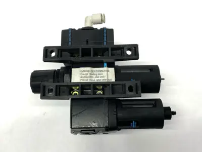 USED WILKERSON PNEUMATIC ASSEMBLY W/ B08-C2-FR00 & M08-CR00