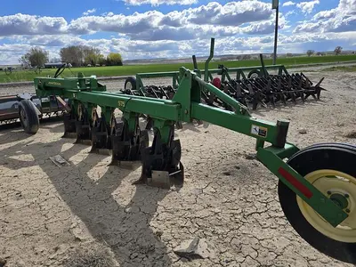 USED JOHN DEERE 975