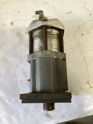 Nutron BV-4.5 MKG Hydraulic Fluid Servomotor with OHLA Zero-Max 4.5in3/rev