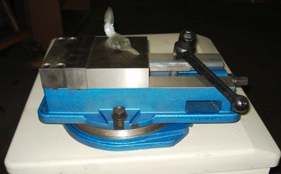 USED VISE QGV-3