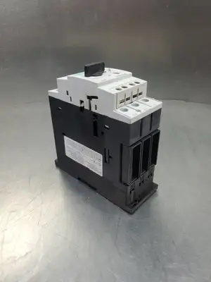 USED Siemens 3RV1031-4AB10 SIRIUS Overload Breaker w/3RV1921-1M Module