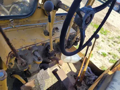 USED 1952 CATERPILLAR 12