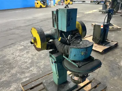 Used BALDOR M00 M88/197 Pedestal Type Grinders (Double End) Ohio US | HGR 24 #1580169