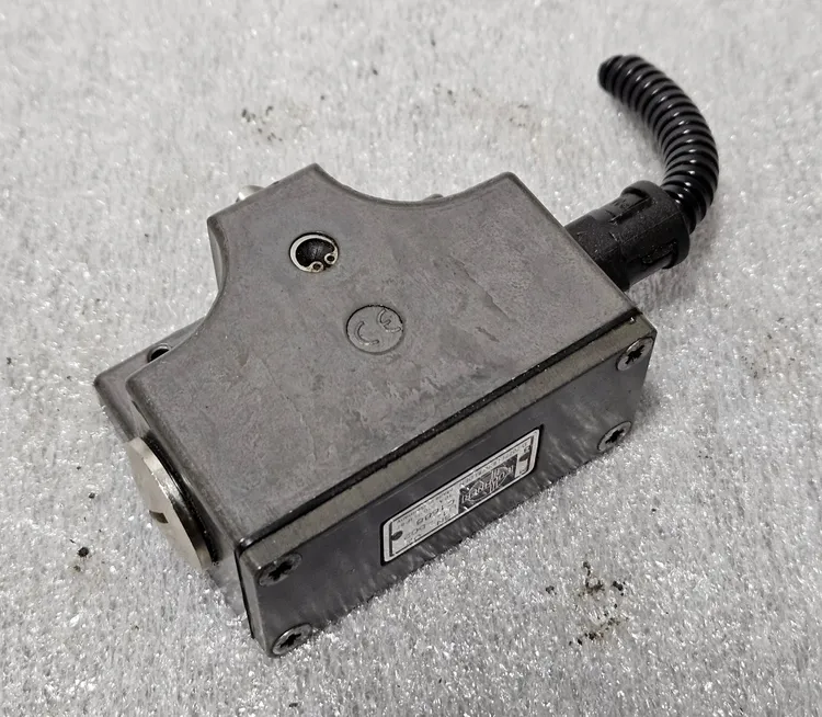 Used EUCHNER SN02 D12-502 Relays & Switches Ohio US | Great American Equipment Company #1493720