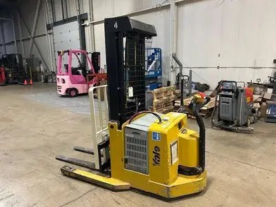 Used 2013 YALE MRW030LE Reach Trucks Illinois US | Somerset Equipment Sales #1546186