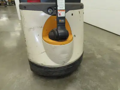 Crown WP3035-45 Electric Walkie Pallet Jack 4500 lb 45" Forks 9" Lift 24V 1765H