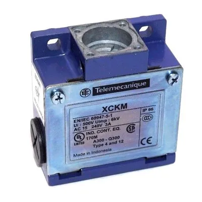 3 NEW TELEMECANIQUE XCK-M LIMIT SWITCHES XCKM