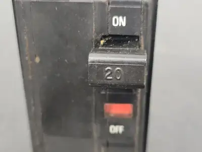 USED SQUARE D QO220