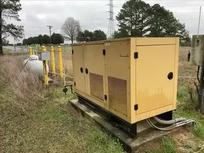 USED 2004 CATERPILLAR G30F3