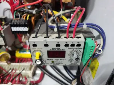USED SQUARE D MODEL 6