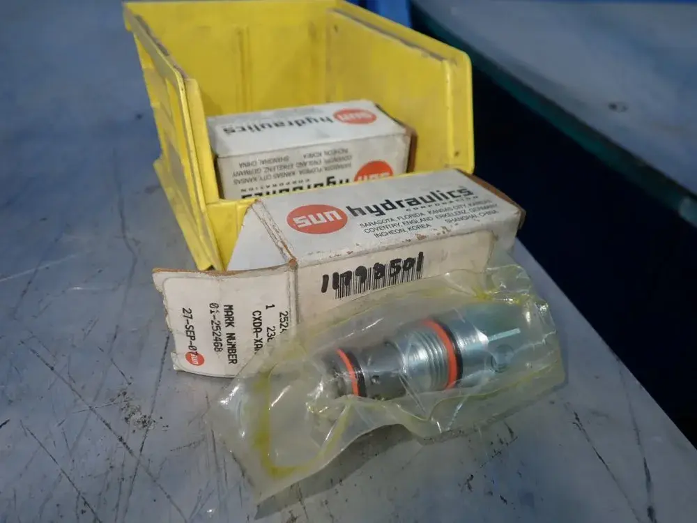 Used SUNHYDRAULICS CXDA XAN OIU7 Valves/Fittings | HGR 24 #732382