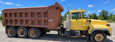 Used 2000 MACK RD688S Dump trucks New York US | Proxy Equipment #1388826