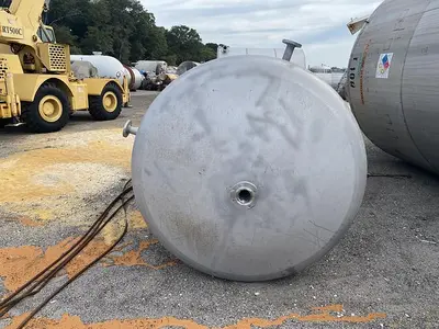 Used 1984 WARD TANK CORPORATION _UNKNOWN_ Vertical Mixers North Carolina US | DH Griffin Used Equipment #1383700