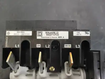 USED SQUARE D 9422TCF33