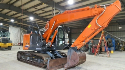 USED 2022 Hitachi ZX135US-6