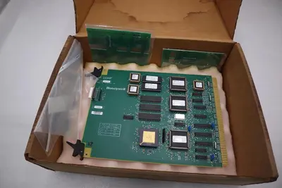 NEW IN BOX HONEYWELL 51305734-100 / 51305734100 STOCK G319