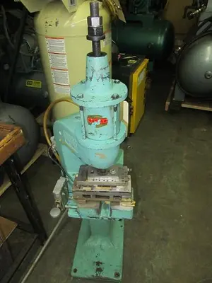 2245-220 Hugold Pneumatic Air Press on Stand