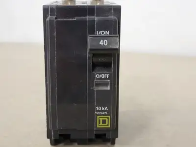 USED SQUARE D QOB240