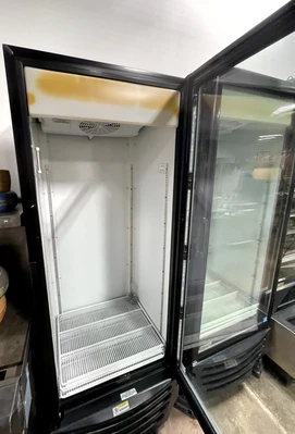 72-0401 Imbera G319 Self Contained One Door Cooler