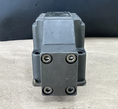 New | in-Stock Denison Hydraulics A4D03 3B03 0303 10A1W01 Valves/Fittings Indiana US | J&J Industrial Supply #1269332