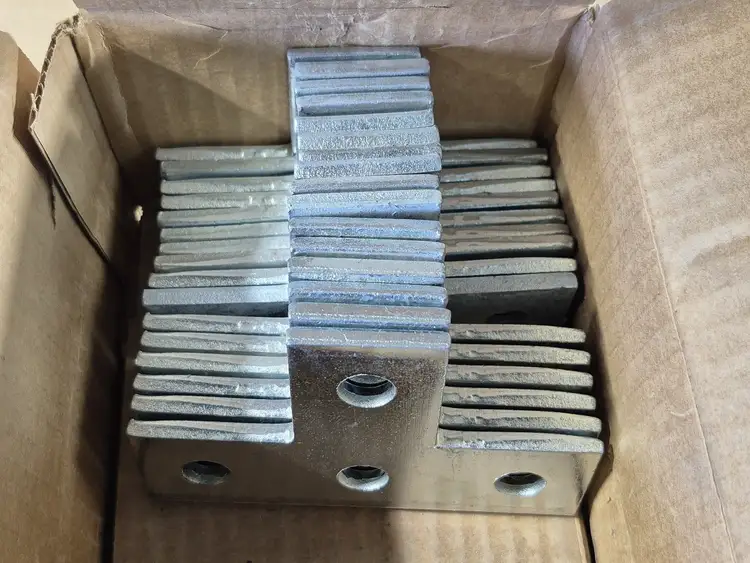 New | in-Stock THOMAS & BETTS AB220 EG Parts British Columbia CA | Lenmark #269075
